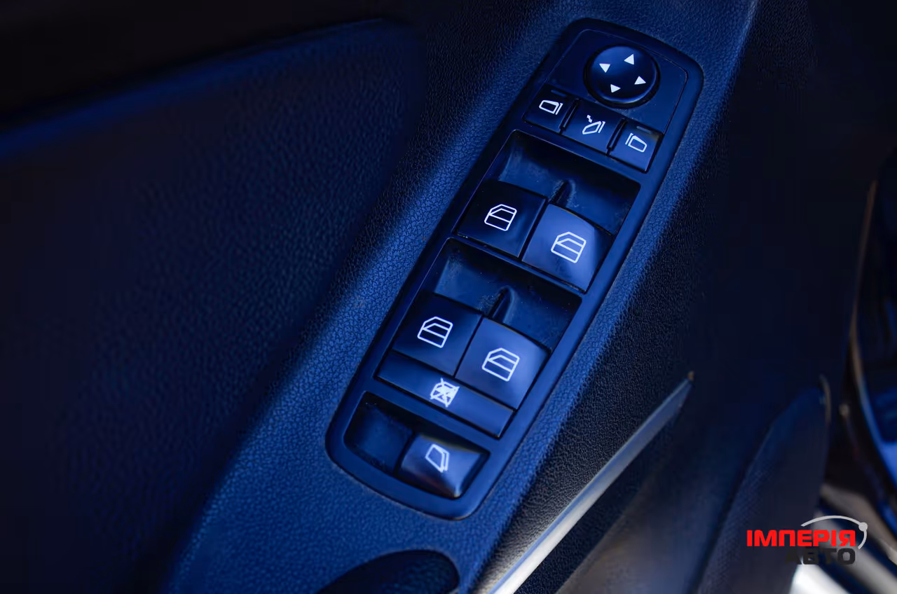 Mercedes-Benz GL-Класс - фото 11