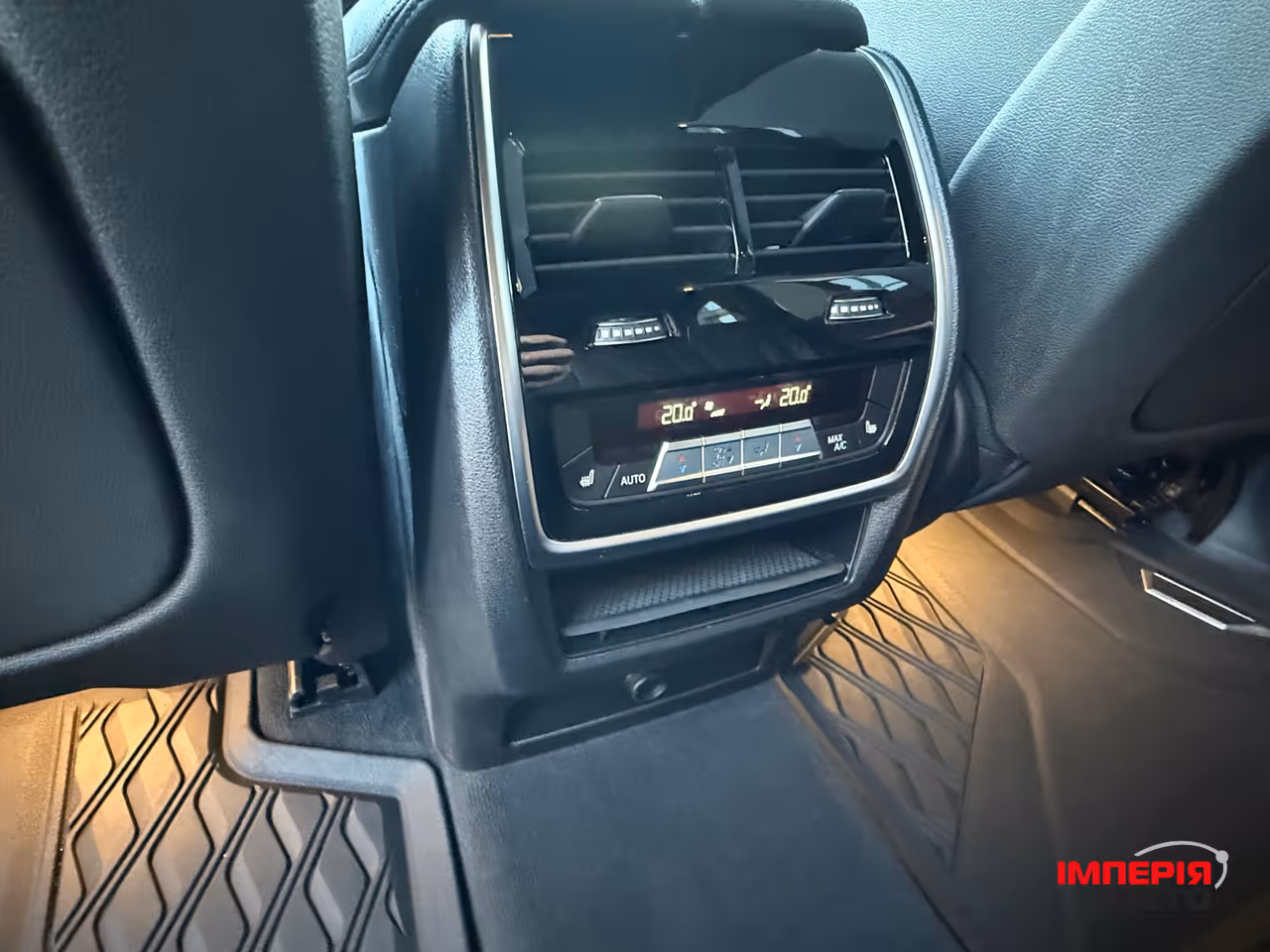 BMW X5 - фото 29