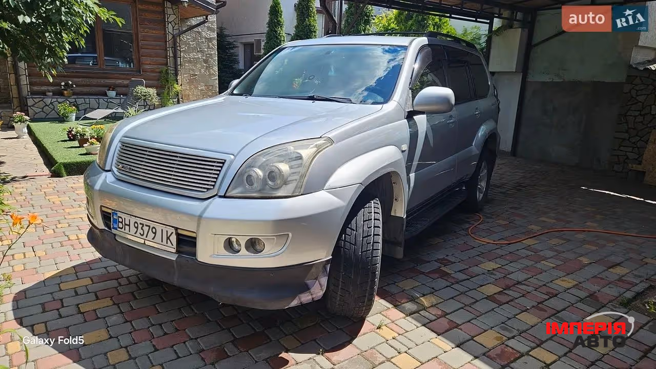 Toyota Land Cruiser Prado - фото 1