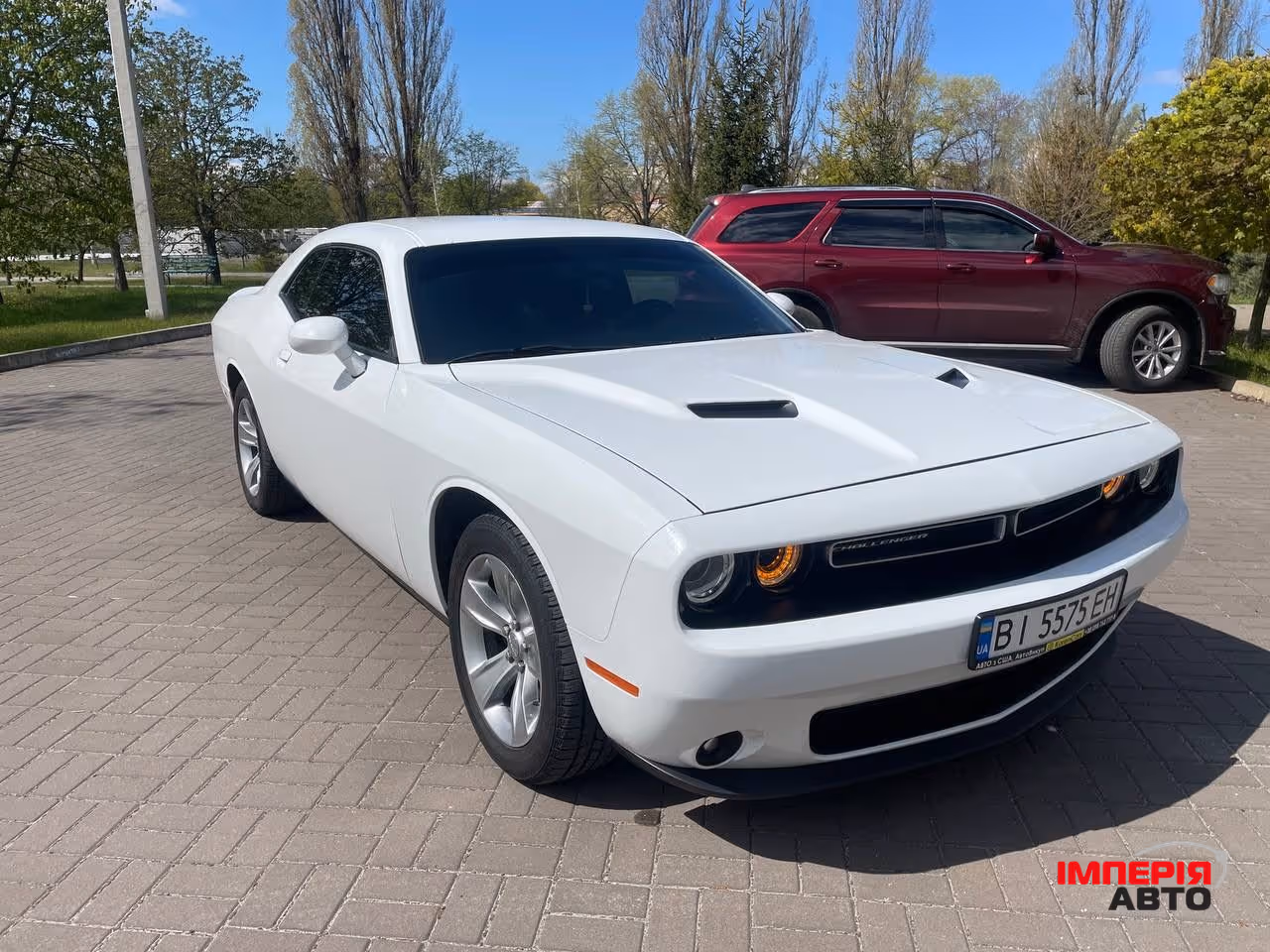 Dodge Challenger - фото 8