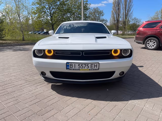 Dodge Challenger - фото 4