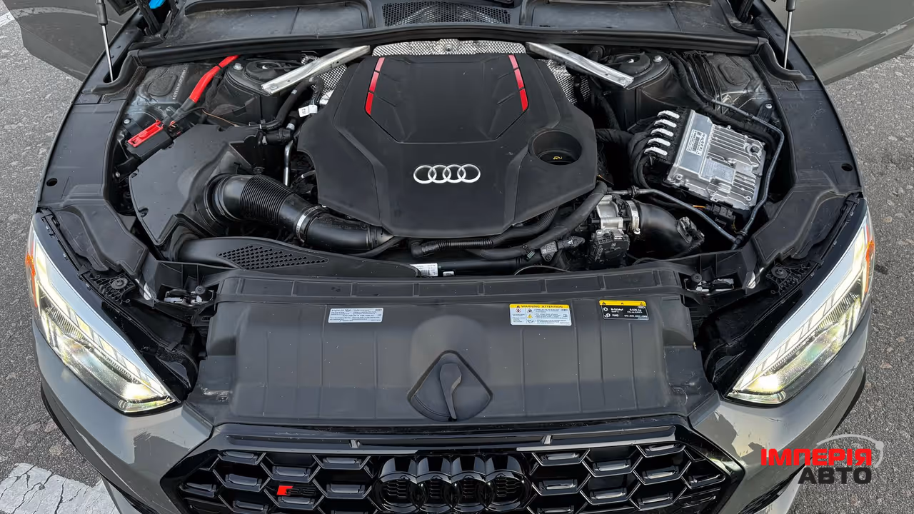 Audi S5 - фото 11
