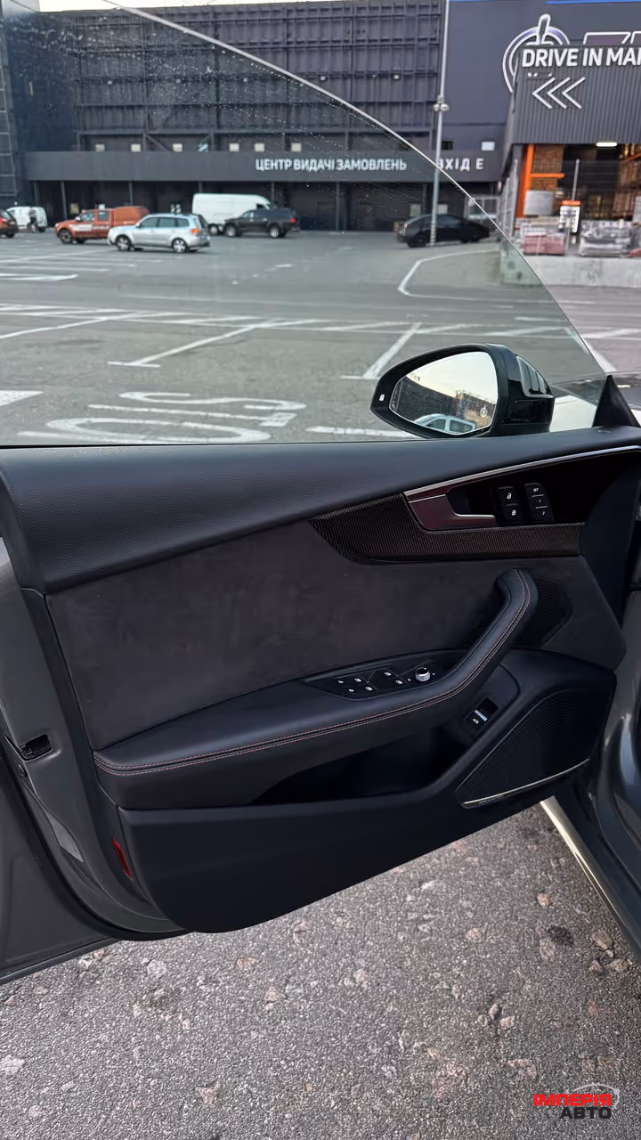 Audi S5 - фото 9