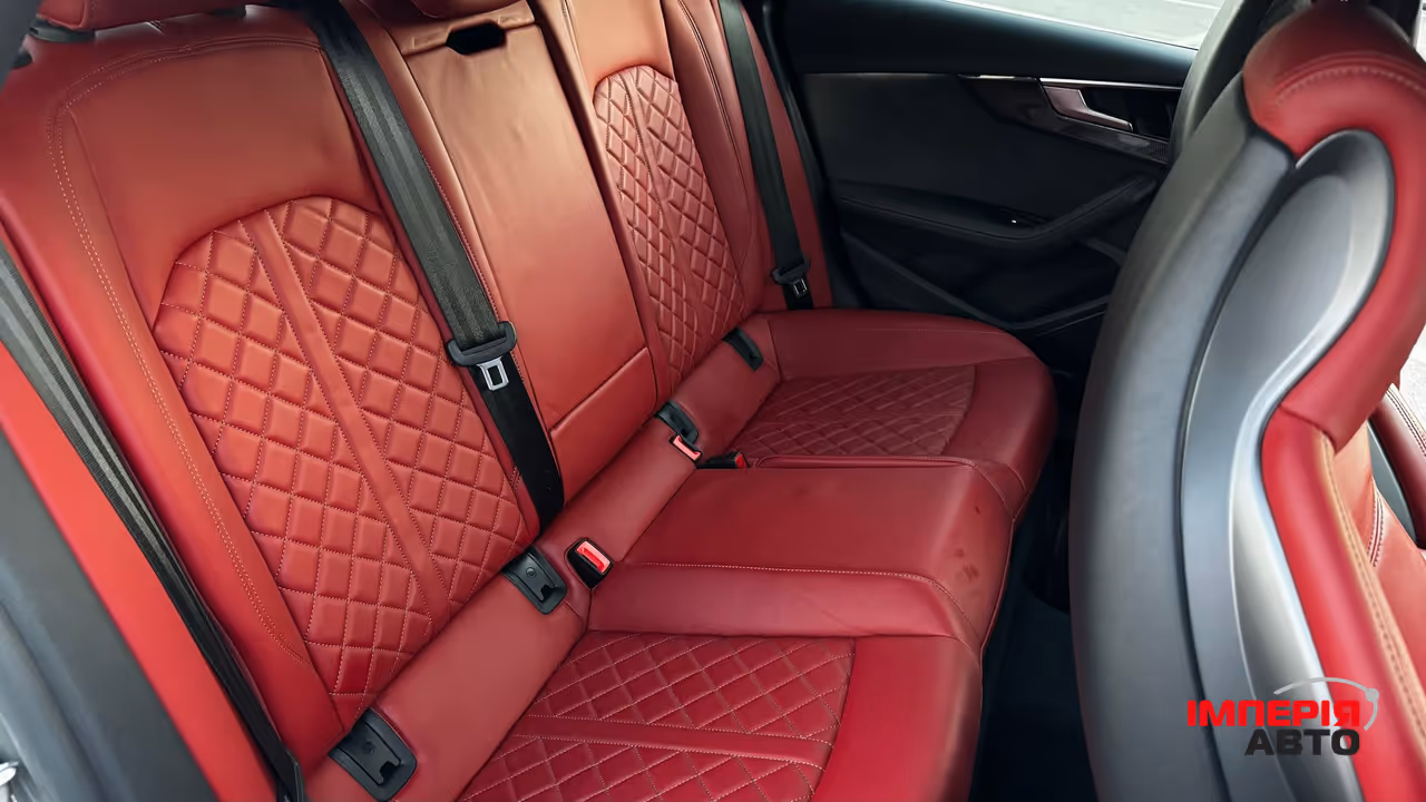 Audi S5 - фото 8