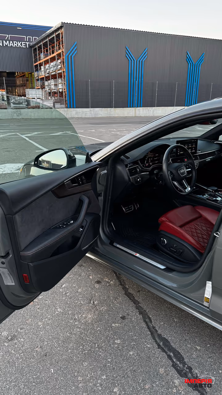 Audi S5 - фото 6