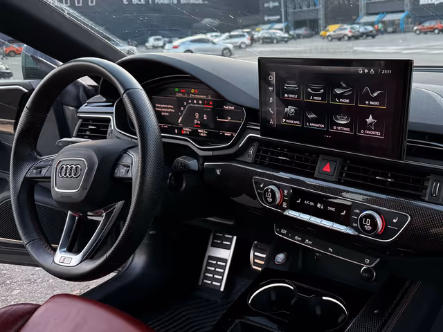 Audi S5 - фото 5