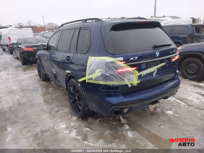 BMW X7 - фото 7