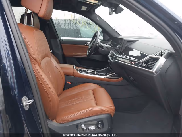 BMW X7 - фото 3