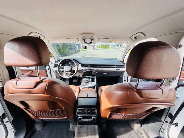 Audi Q7 - фото 5