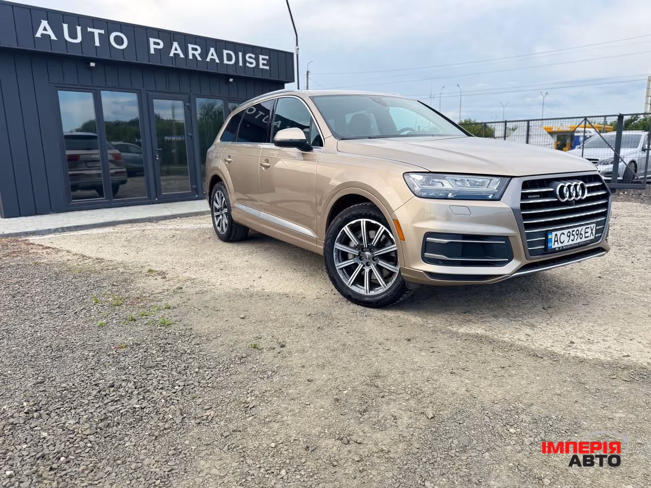 Audi Q7 - фото 2