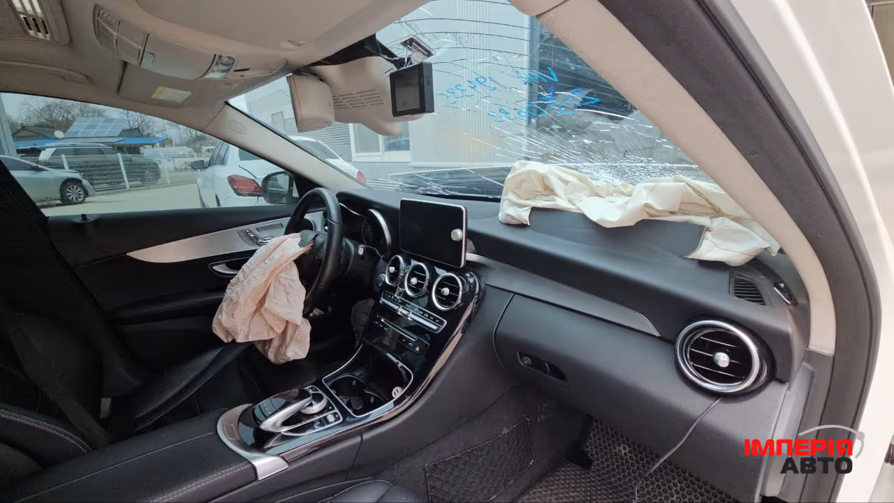 Mercedes-Benz C-Класс - фото 13