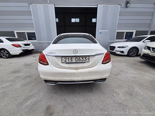 Mercedes-Benz C-Класс - фото 4