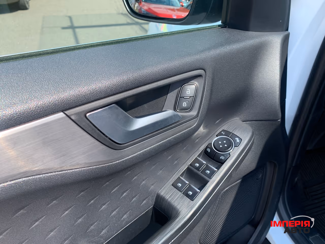 Ford Kuga - фото 18
