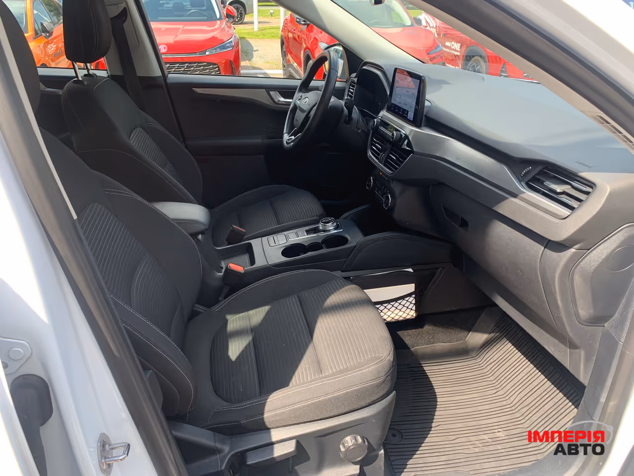 Ford Kuga - фото 12