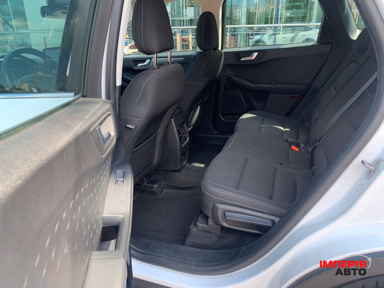 Ford Kuga - фото 16