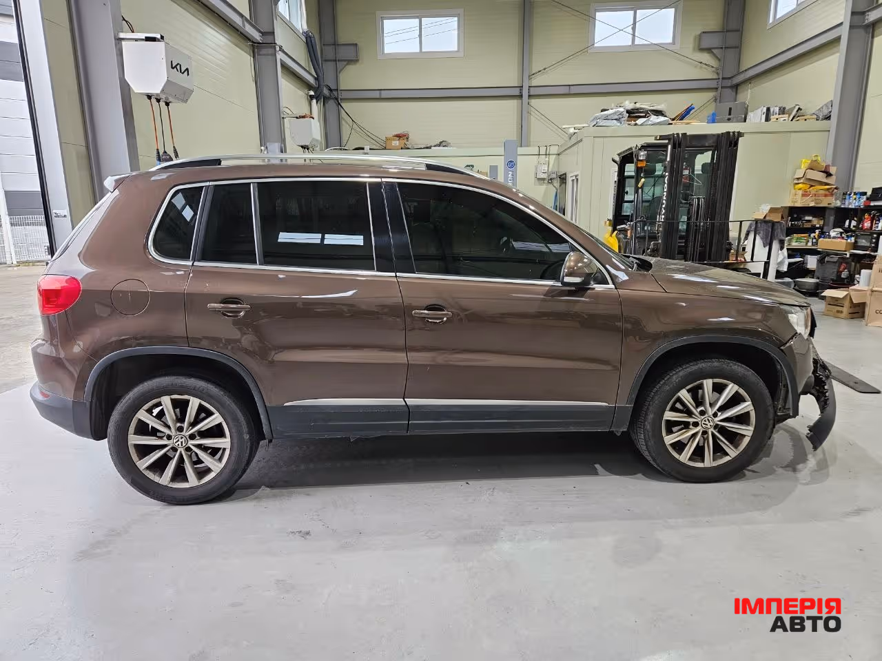 Volkswagen Tiguan - фото 6