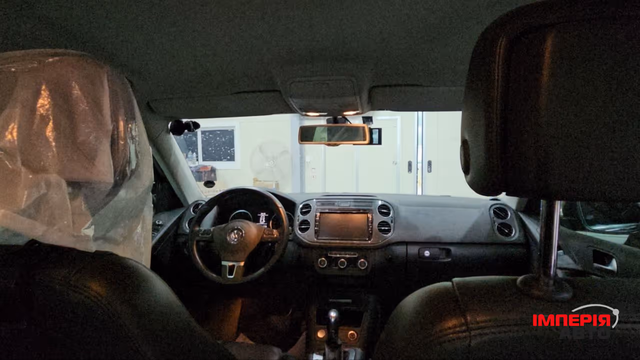 Volkswagen Tiguan - фото 10