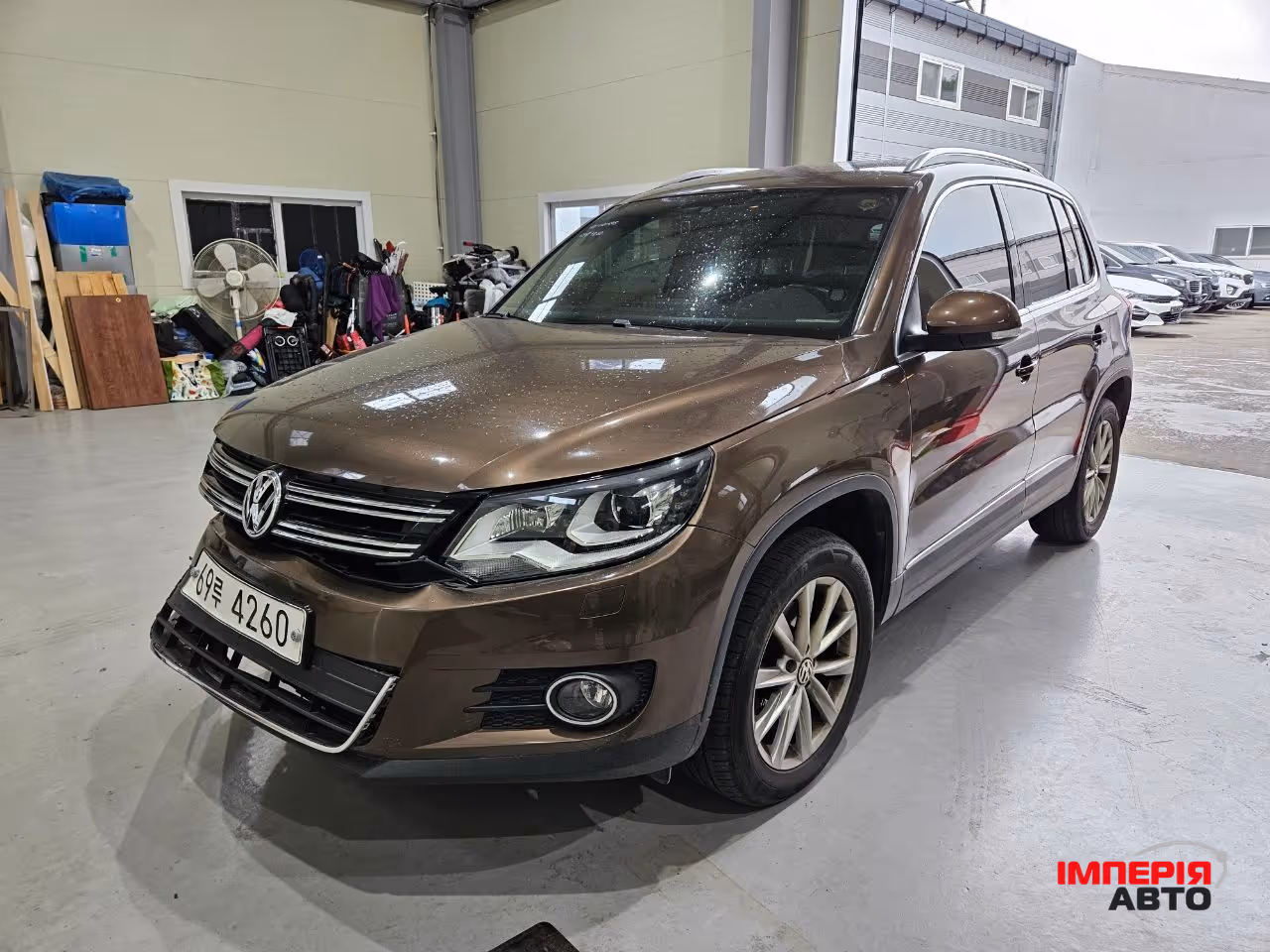 Volkswagen Tiguan - фото 1