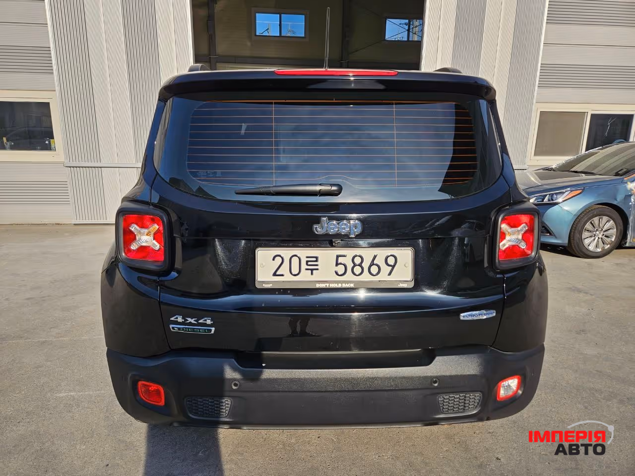 Jeep Renegade - фото 5