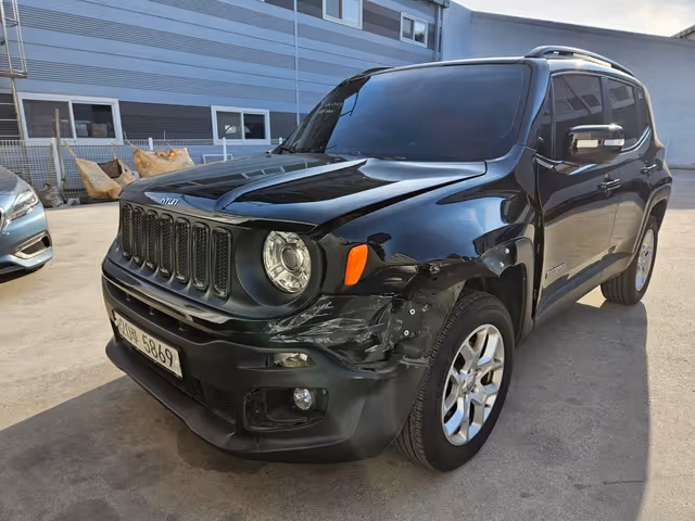 Jeep Renegade - фото 2