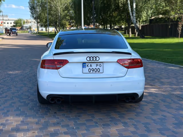 Audi A5 - фото 4