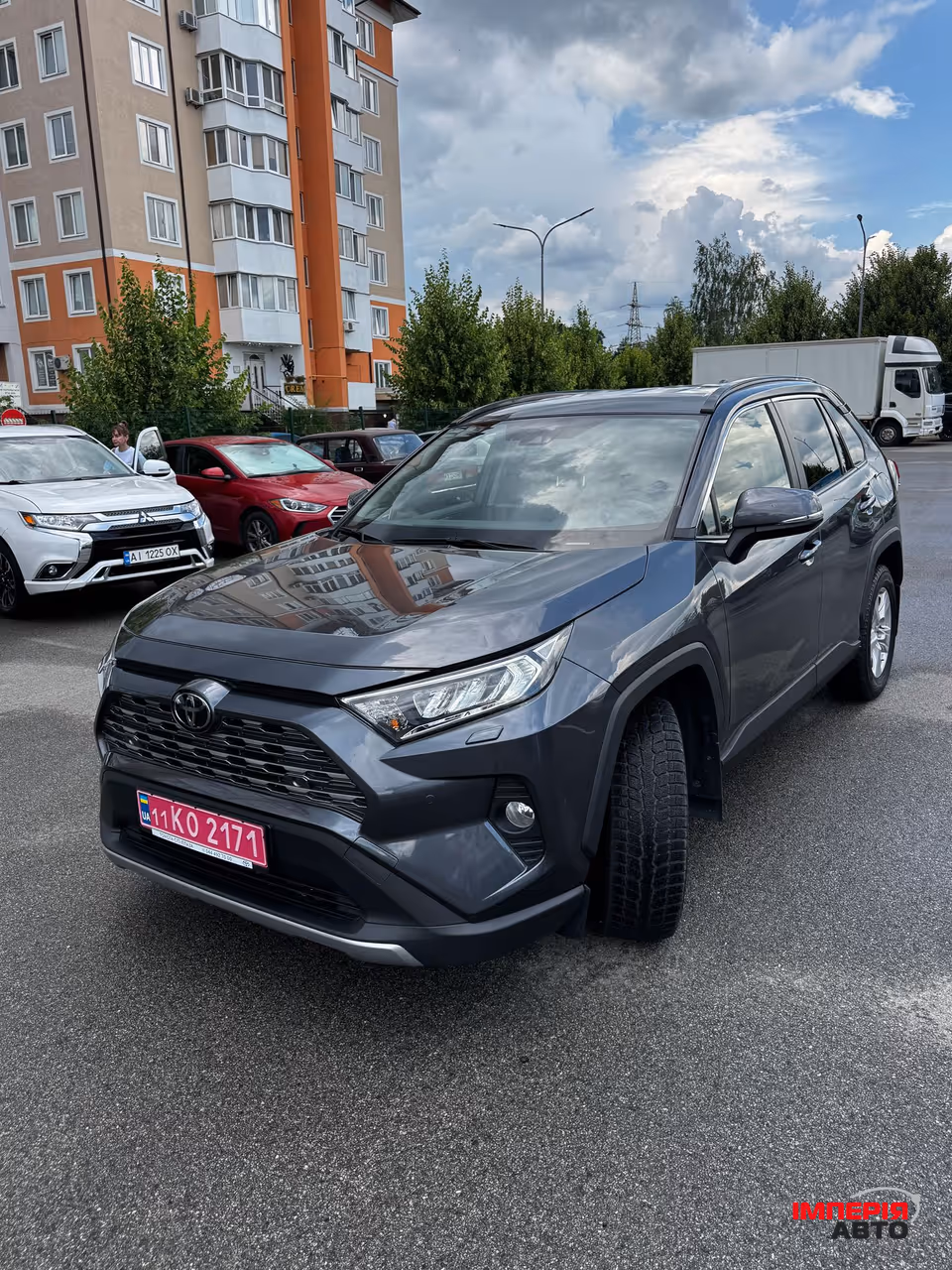 Toyota RAV4 - фото 5