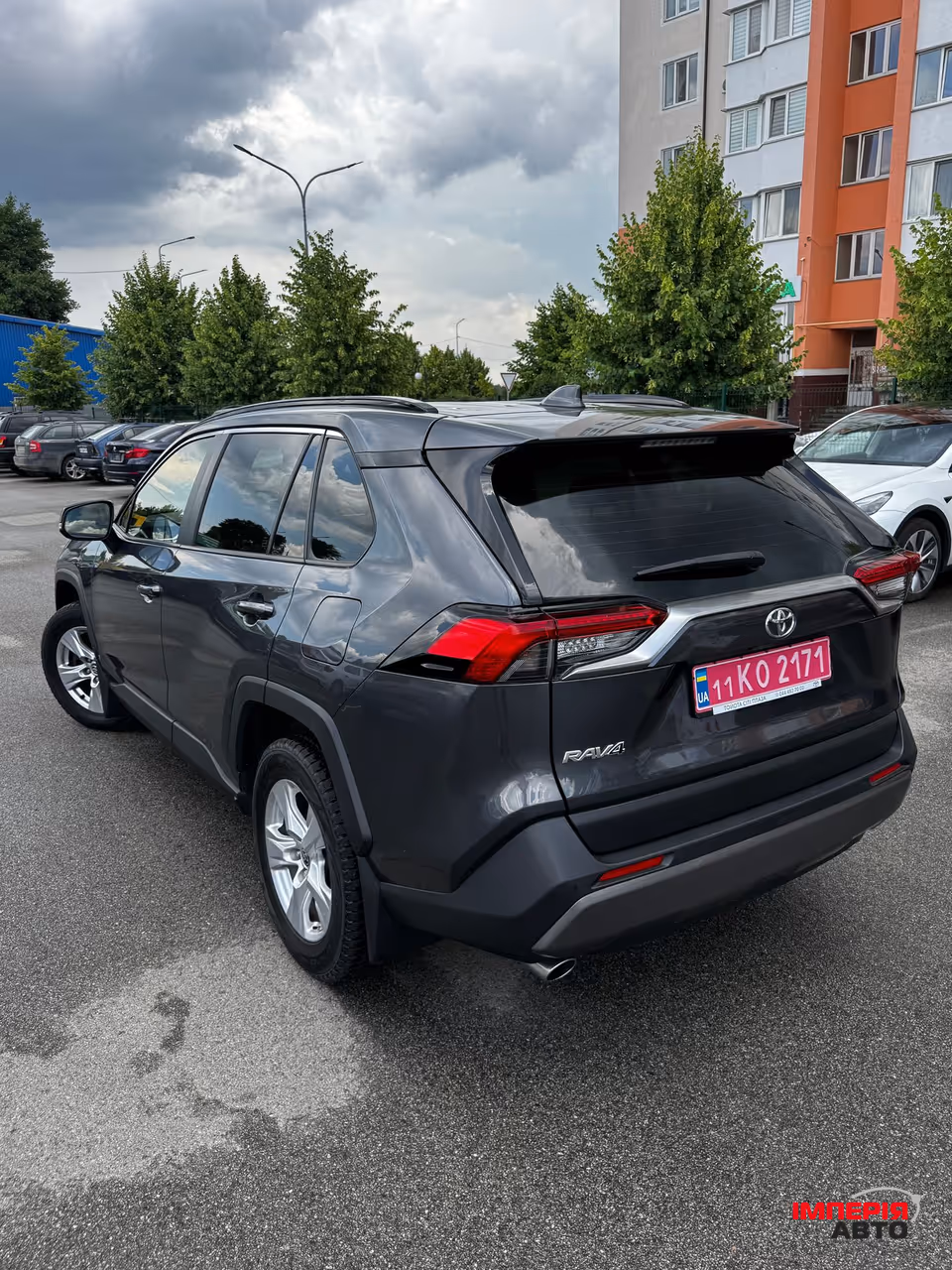 Toyota RAV4 - фото 2