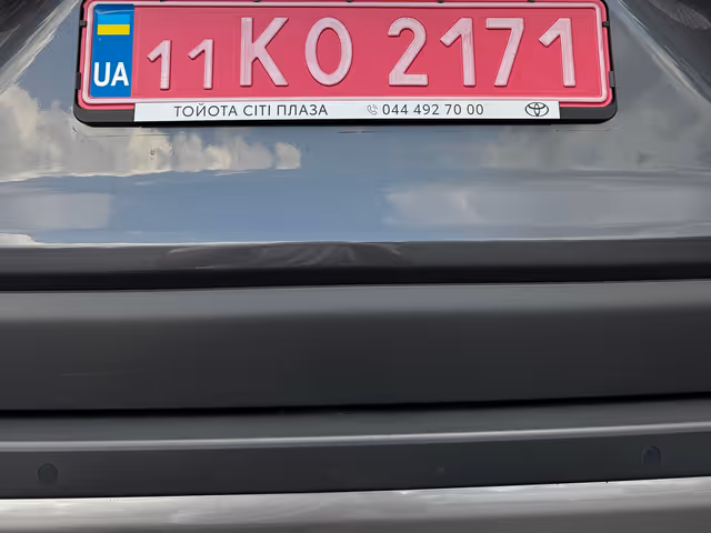 Toyota RAV4 - фото 3