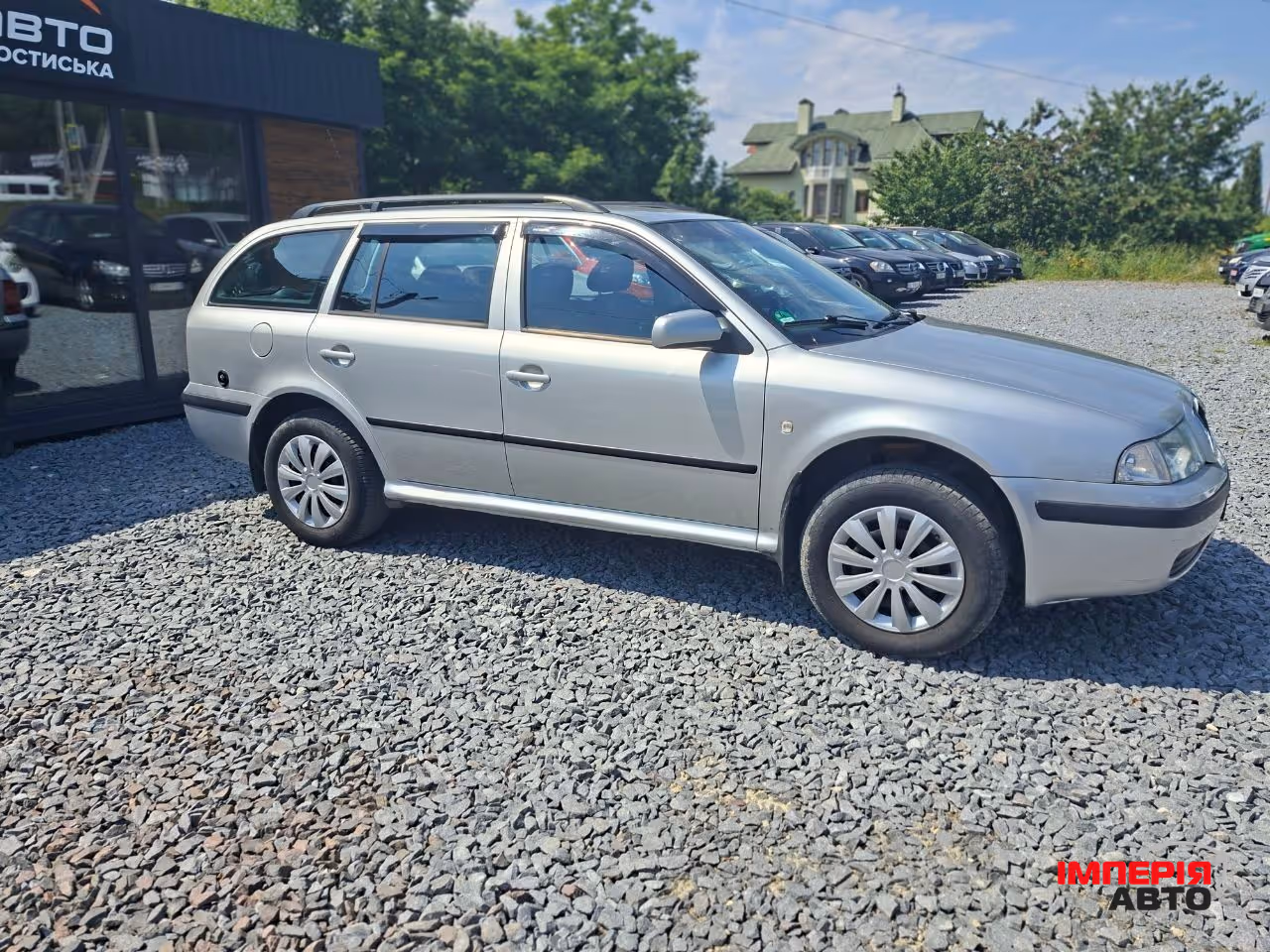Skoda Octavia - фото 4