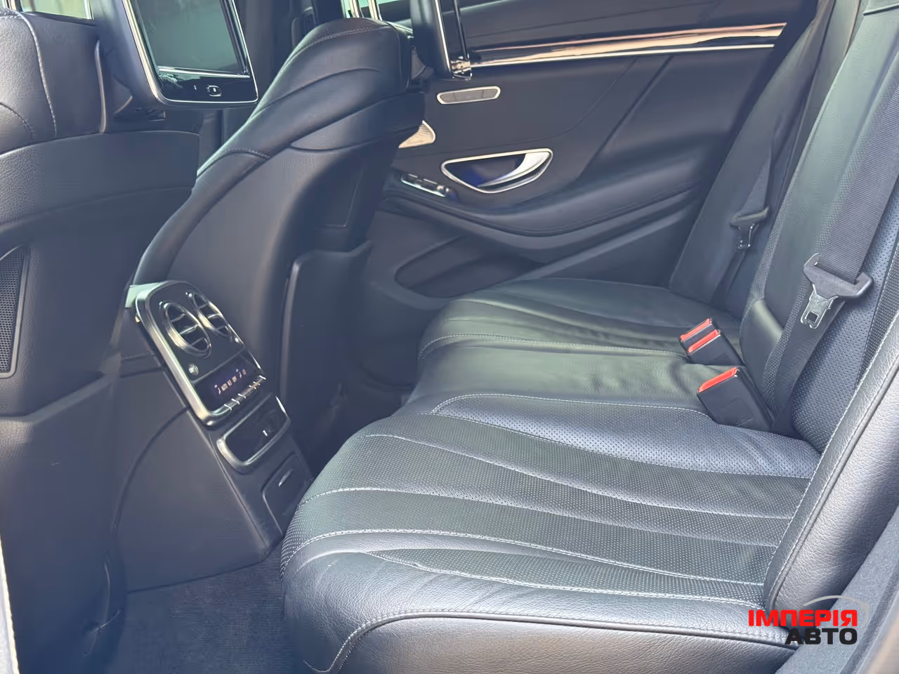 Mercedes-Benz S-Класс - фото 17