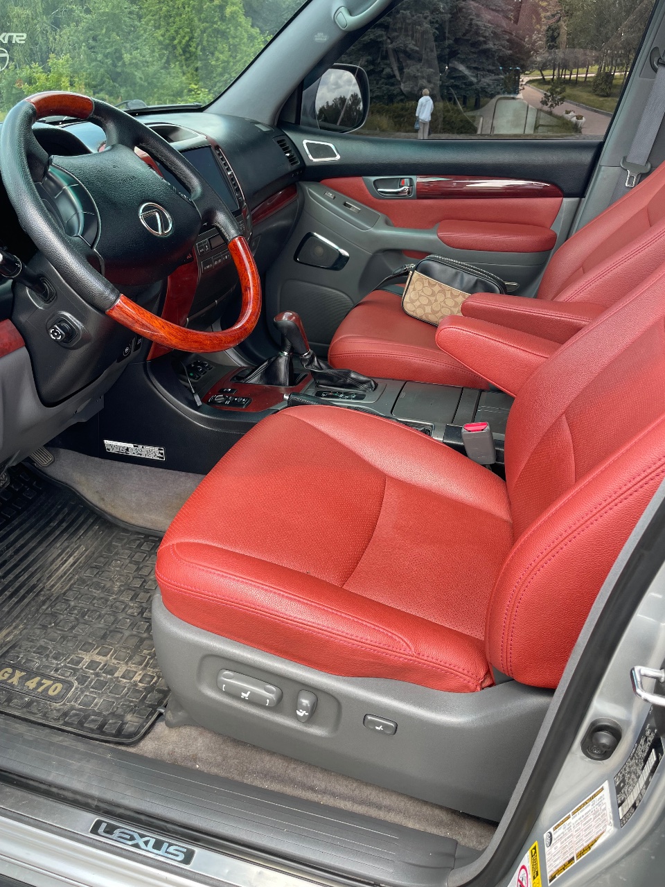 Lexus GX - фото 12