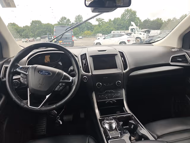 Ford Edge - фото 3