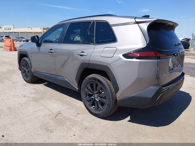 Toyota RAV4 - фото 3