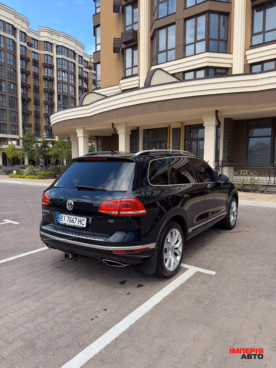 Volkswagen Touareg - фото 3