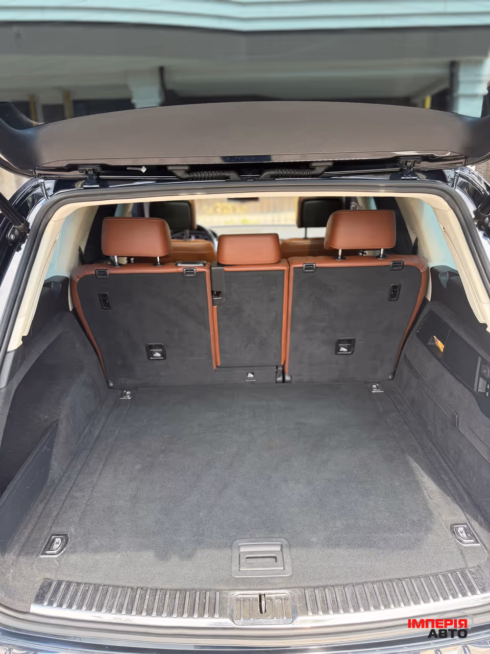 Volkswagen Touareg - фото 14