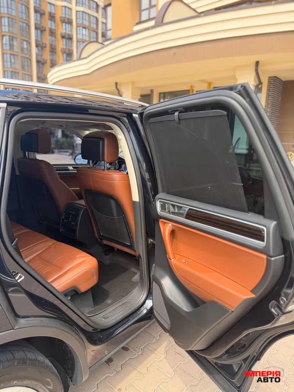 Volkswagen Touareg - фото 8
