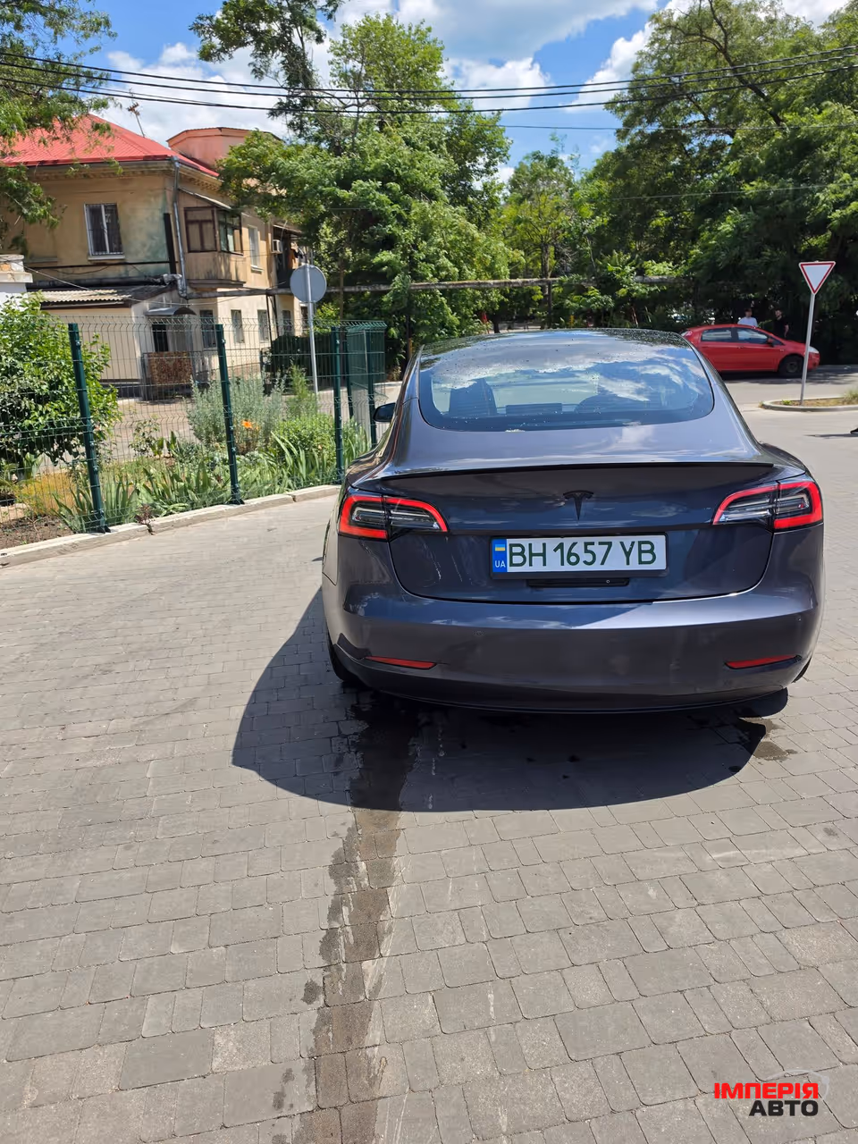 Tesla Model 3 - фото 5