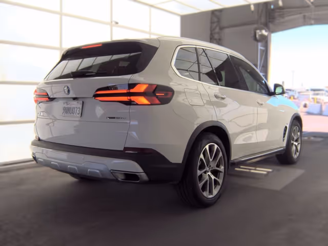 BMW X5 - фото 5