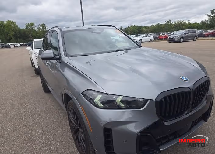 BMW X5 - фото 2