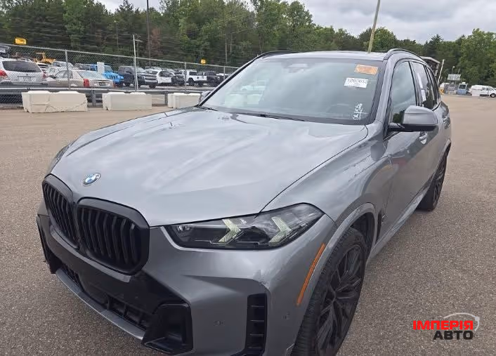 BMW X5 - фото 1