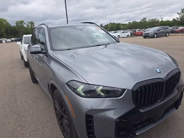 BMW X5 - фото 2