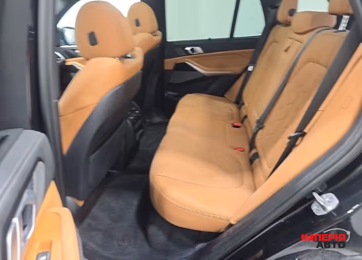 BMW X5 - фото 10
