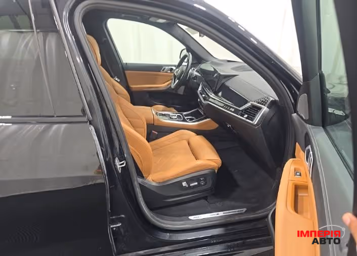 BMW X5 - фото 9