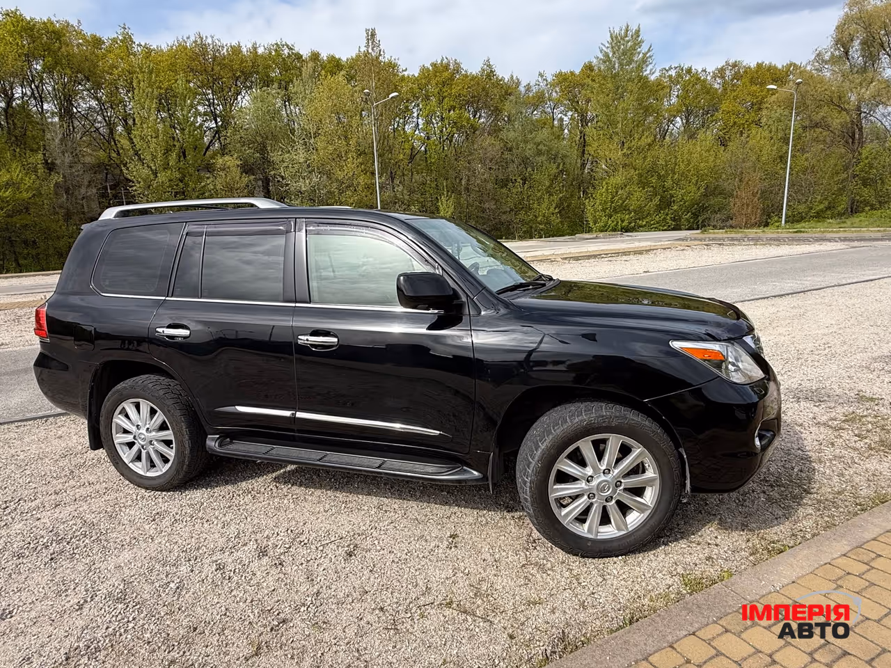 Lexus LX - фото 4
