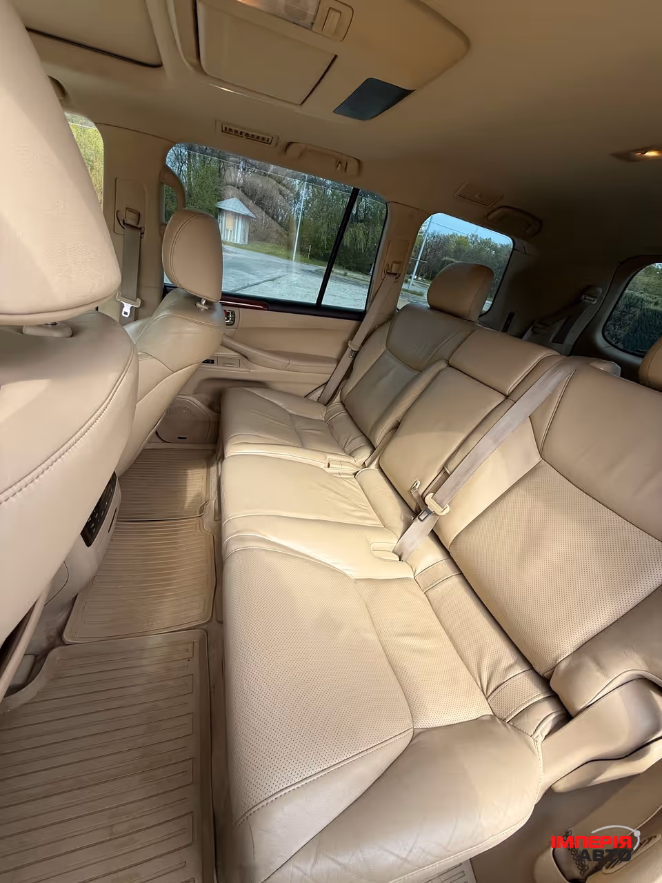 Lexus LX - фото 8