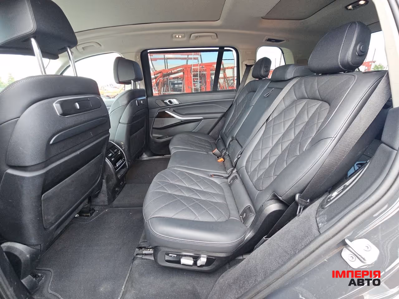 BMW X7 - фото 6
