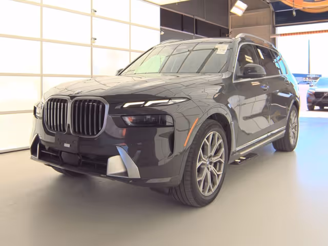 BMW X7 - фото 2