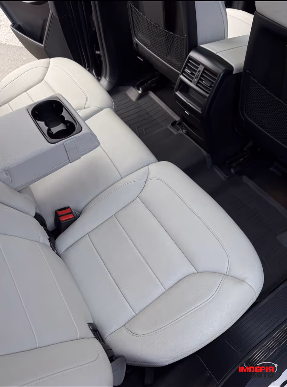 Mercedes-Benz GLE - фото 6