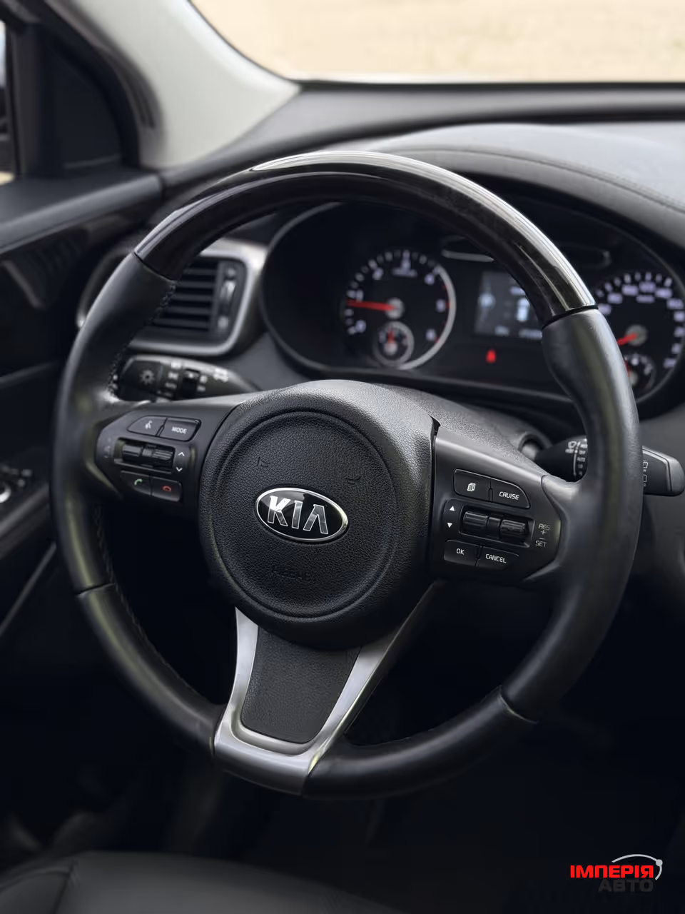 Kia Sorento - фото 18