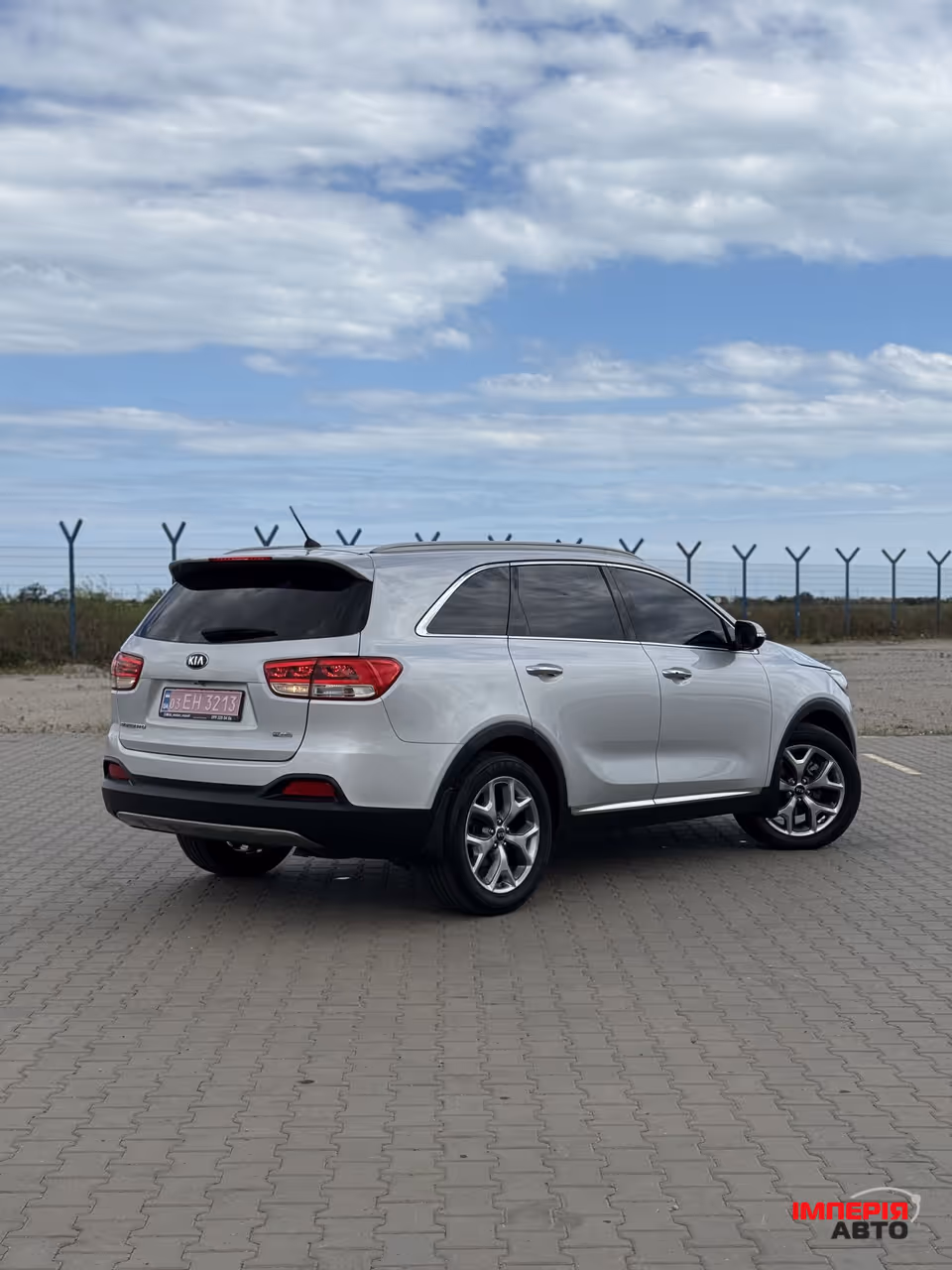 Kia Sorento - фото 6